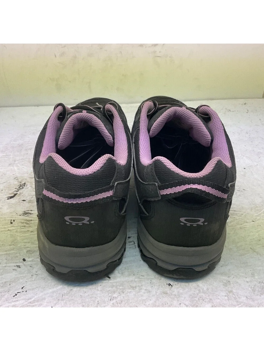 Dakota used shoes